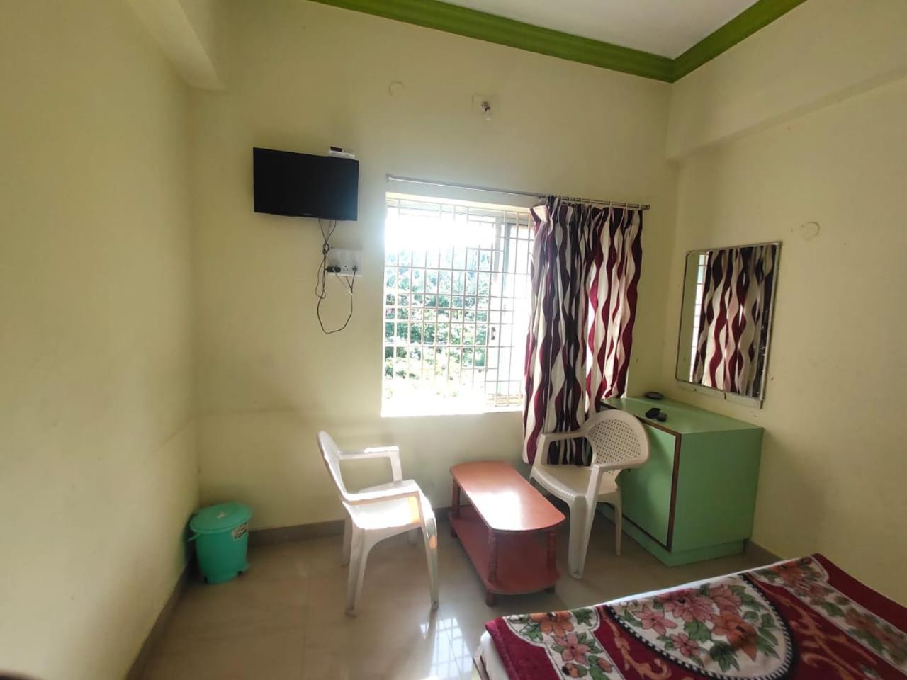 Hotel Ruchi Yercaud Exterior photo