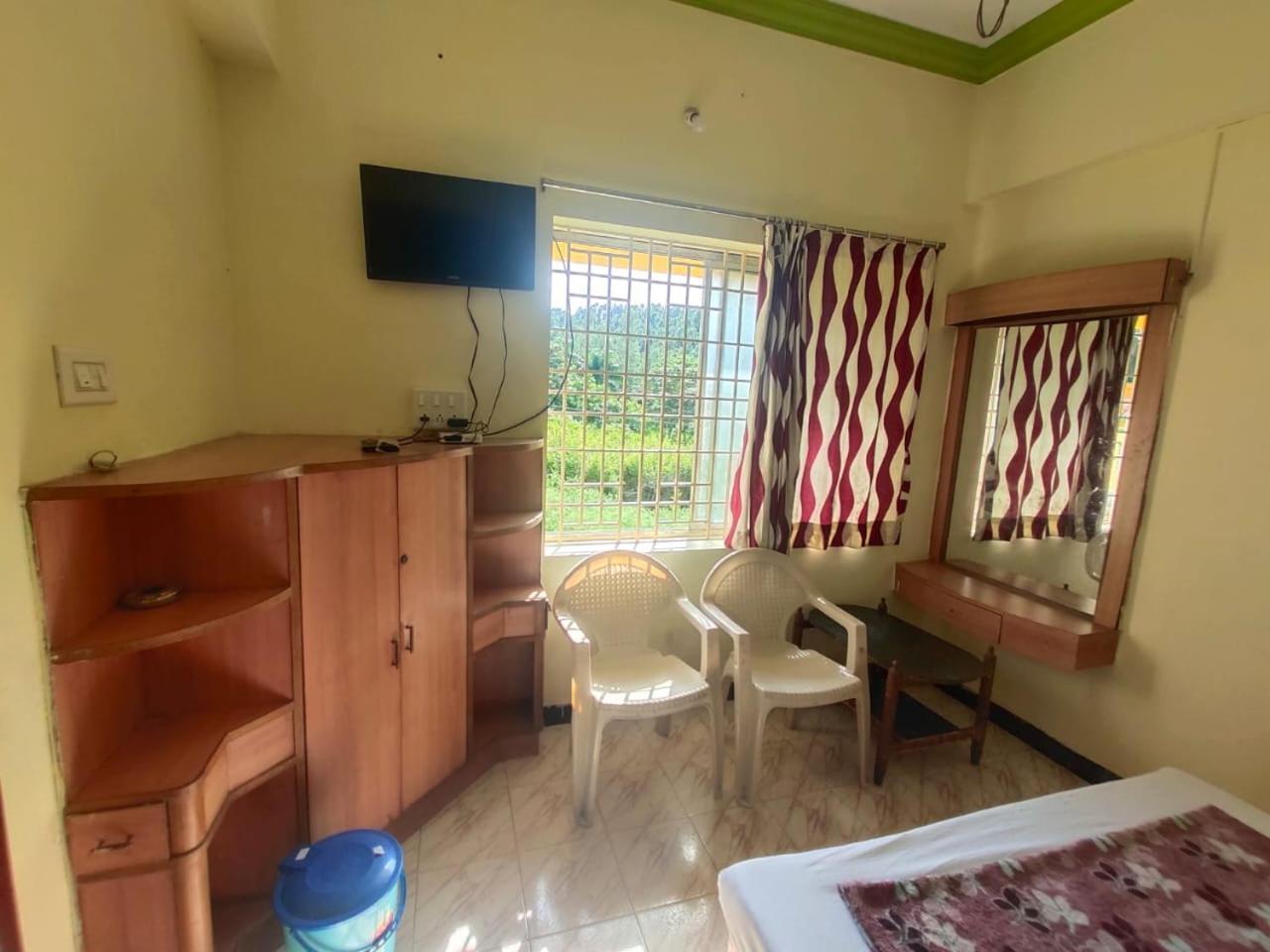 Hotel Ruchi Yercaud Exterior photo